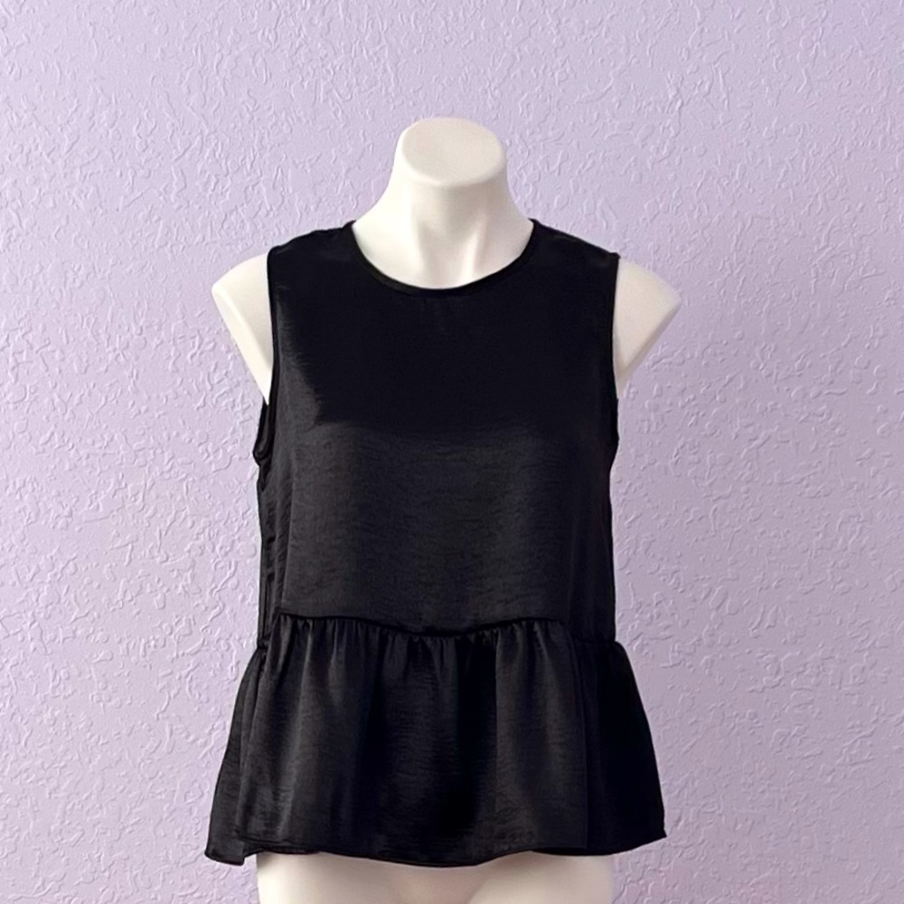 WALTER BAKER BLACK SLEEVELESS CREW NECK PEPLUM BLOUSE
